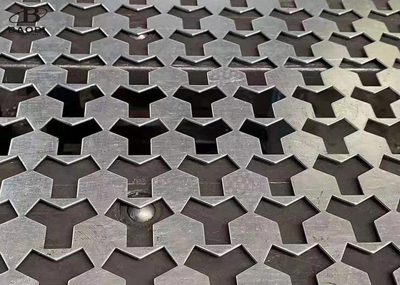 Сетка металла квадратного отверстия толщины 0.5-3.5mm листа пефорированная