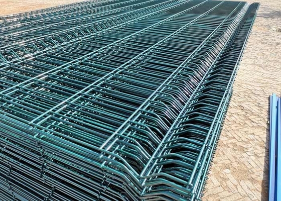 Антиржавейный Pvc разделительной стены ячеистой сети 50x150mm покрыл приваренную решетку