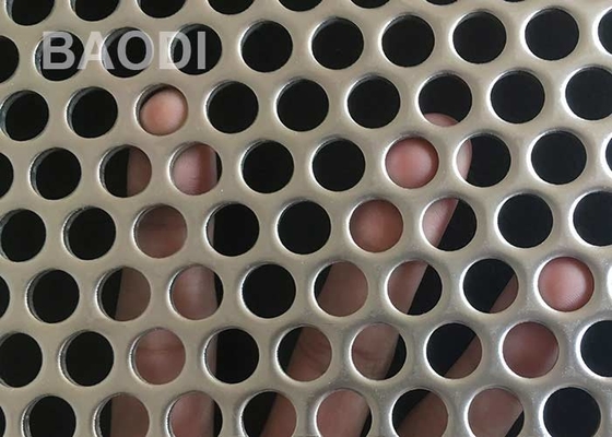 Отверстие пефорированное 316L сетки нержавеющей стали 304 круглое 1m x 2m