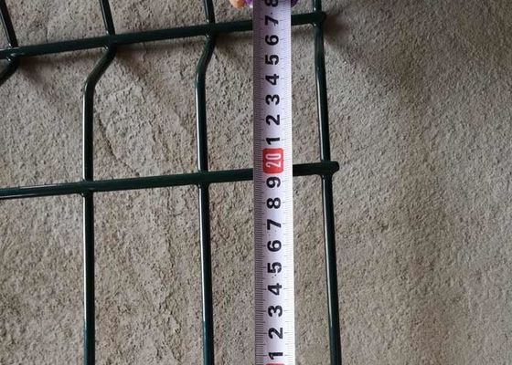 Круглый Pvc загородки сада ячеистой сети столба покрыл оцинкованную сталь